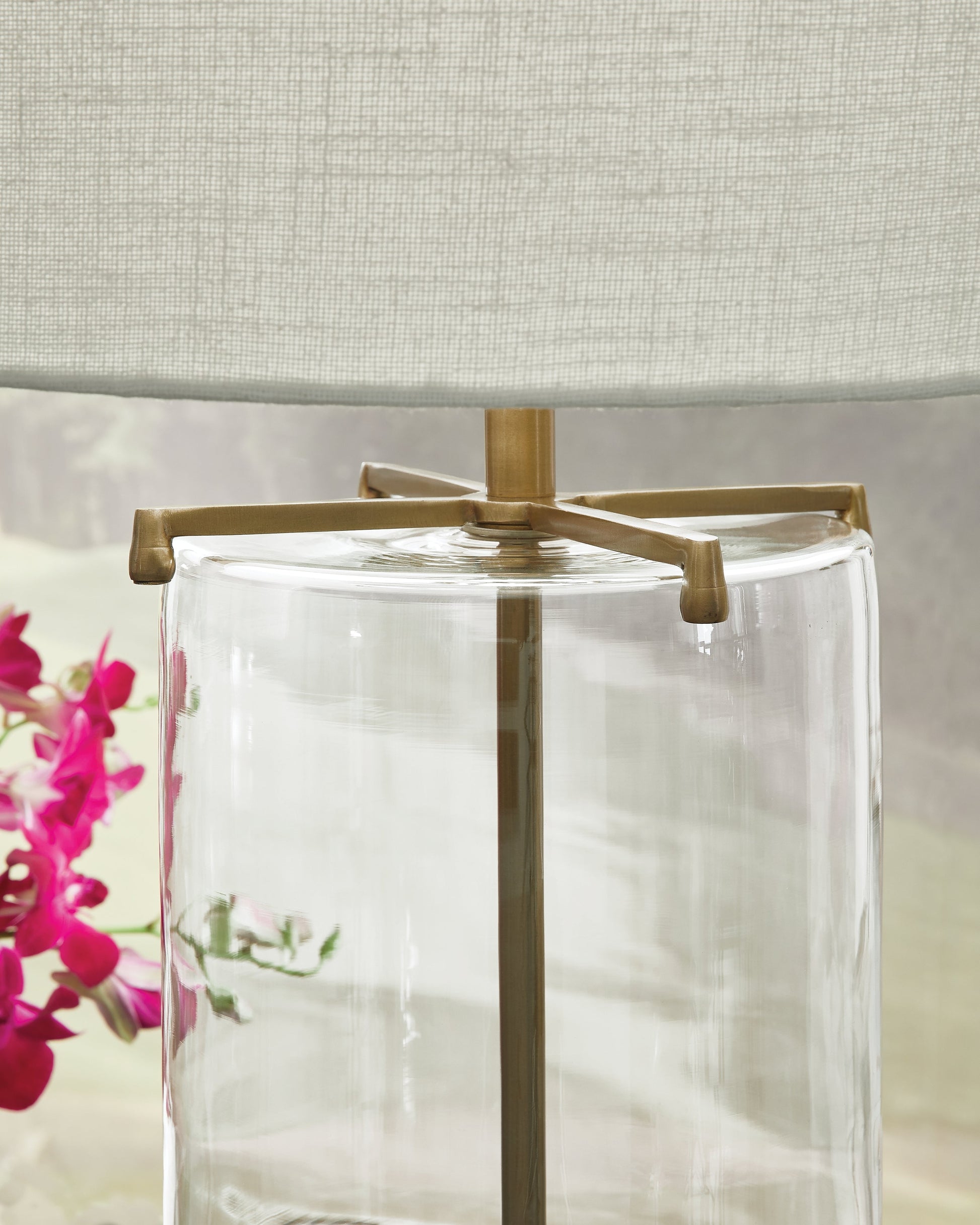 Gizeh Clear/Gold Table Lamp- Viva Furn