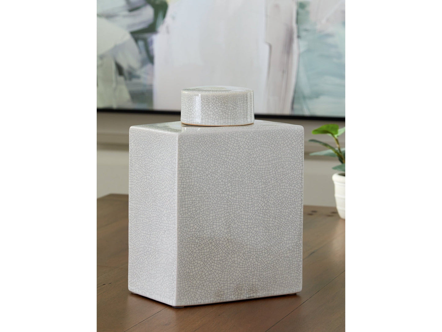 Haddworth Antique White Jar- Viva Furn