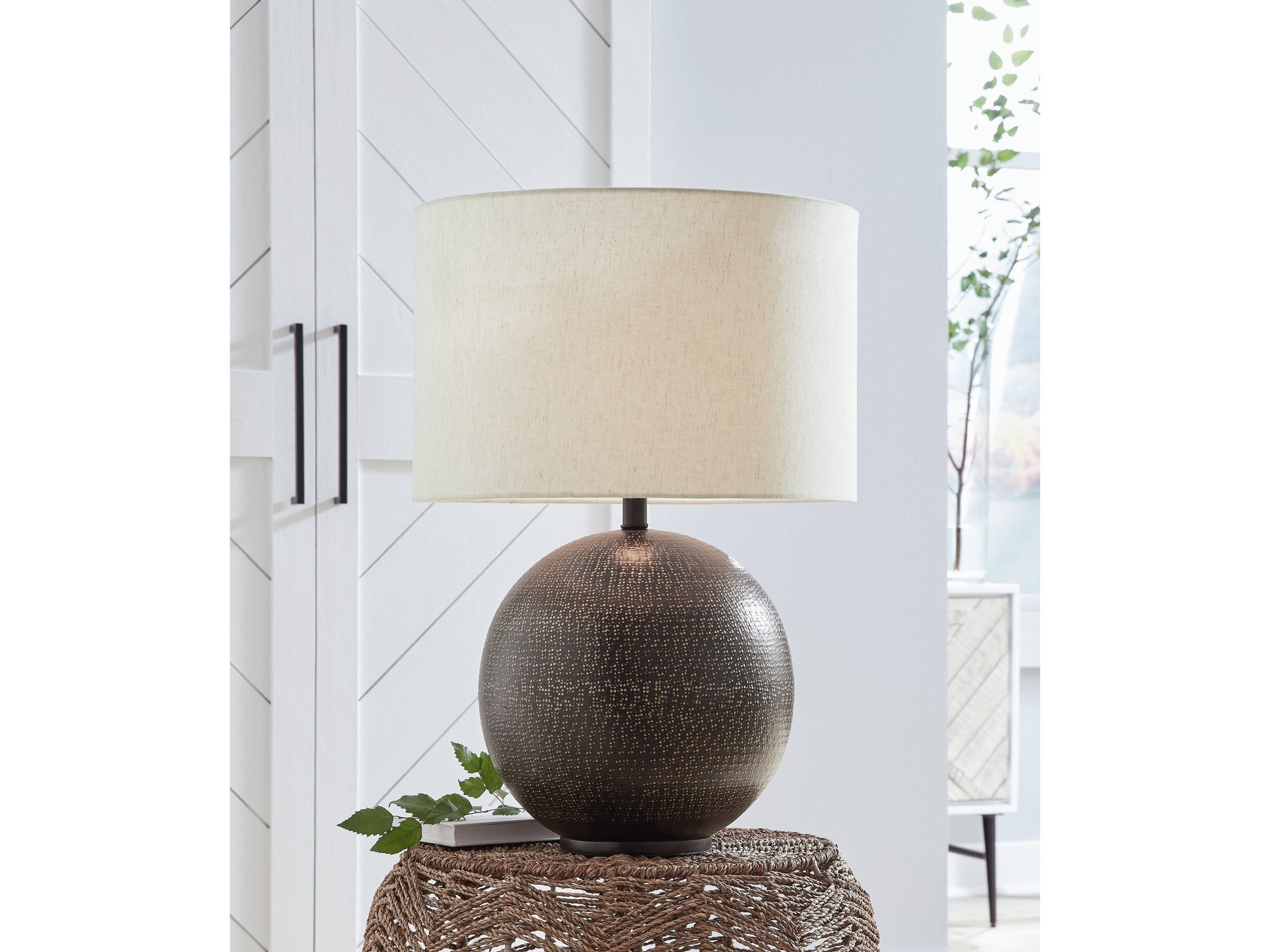 Hambell Black/Gold Table Lamp (Set of 2)- Viva Furn