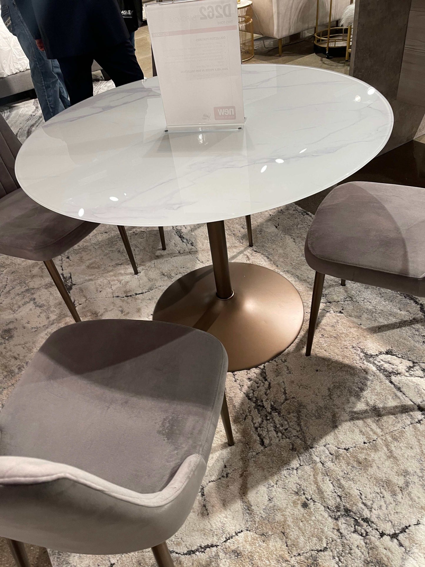 Barchoni Two-tone Round Dining Table