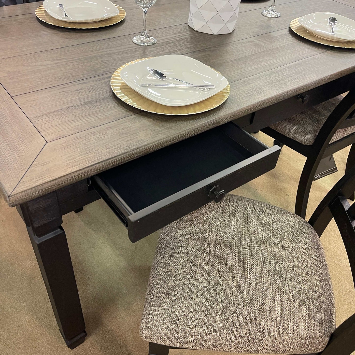 Tyler Creek Black & Gray Dining Room Set / 5pc