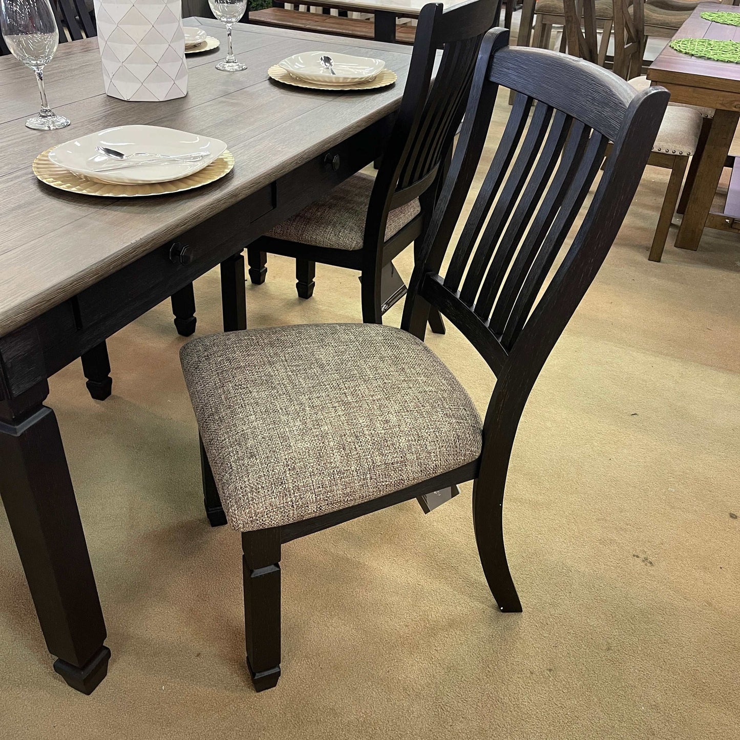 Tyler Creek Black & Gray Dining Room Set / 5pc