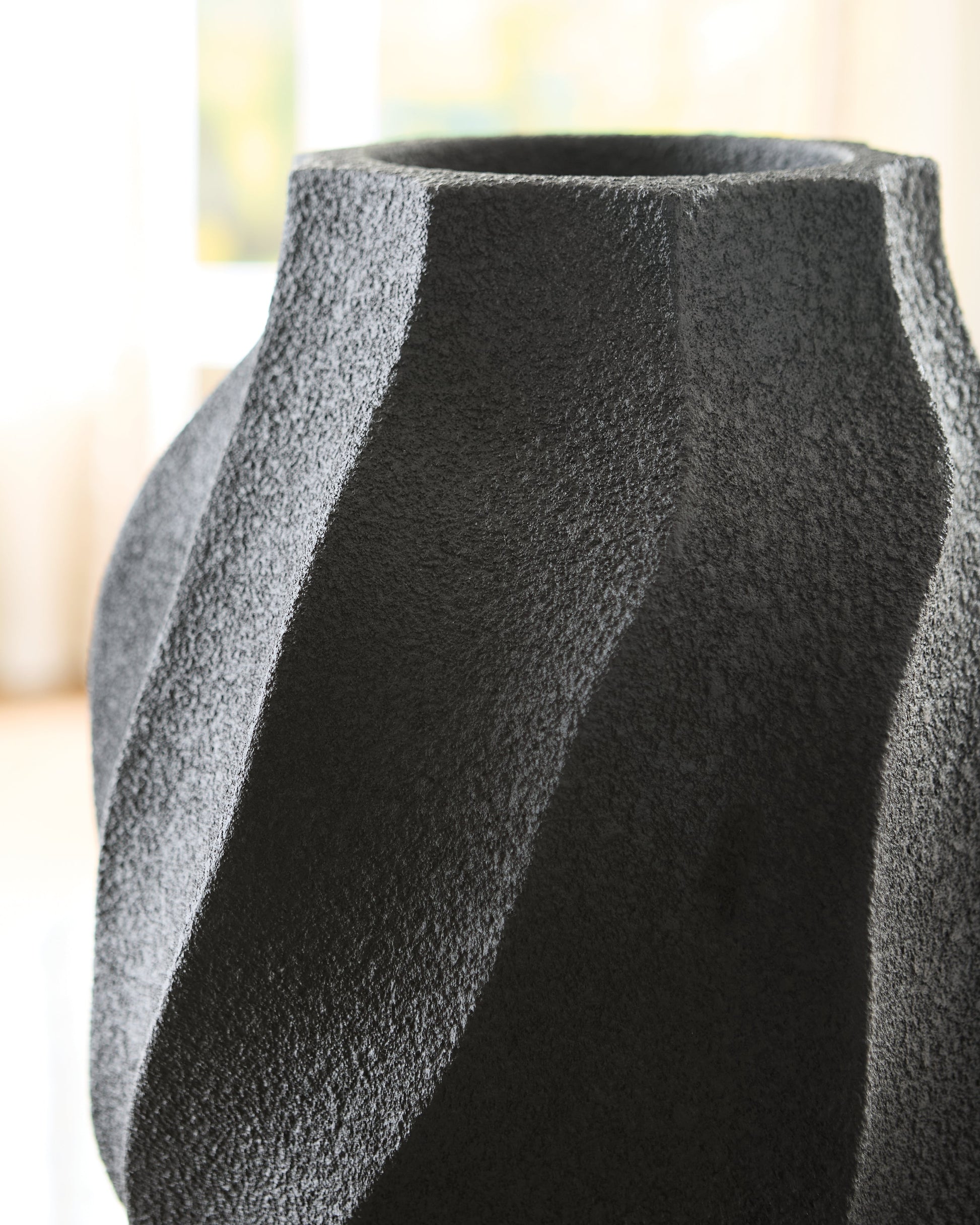 Judworth Black Vase (17.08"H)- Viva Furn