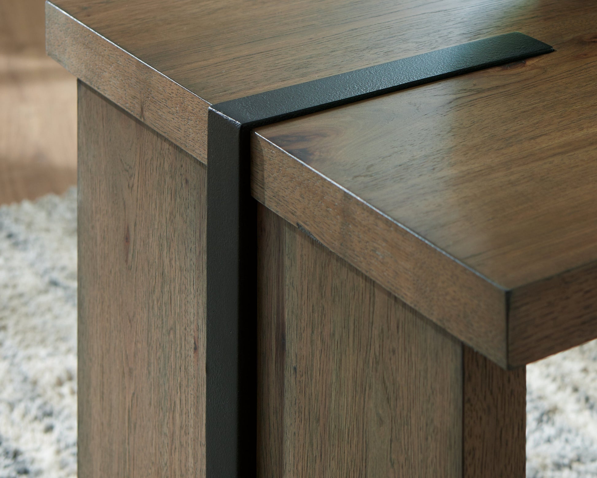 Kandinew Light Brown End Table- Viva Furn