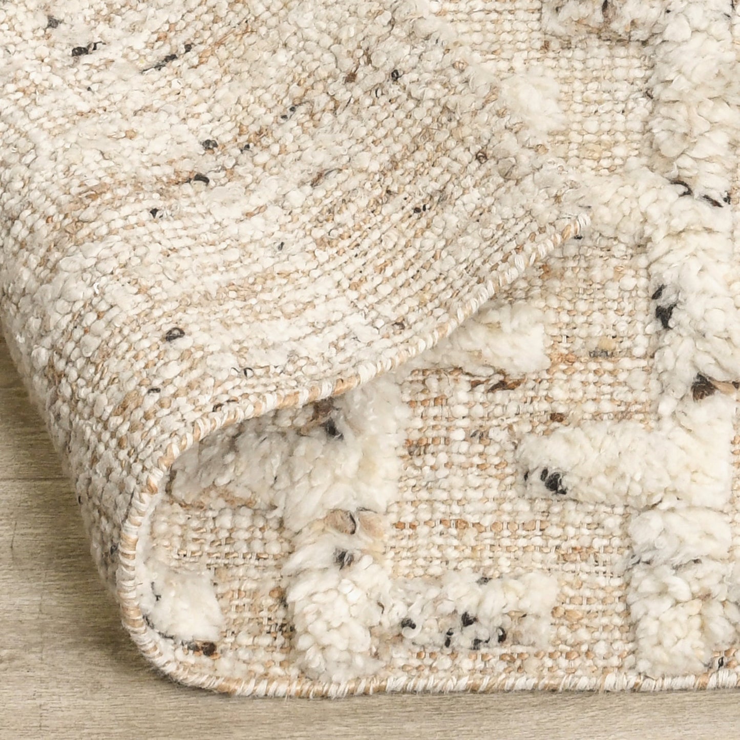 Kapala Ivory/Natural Rug - Ornate Home