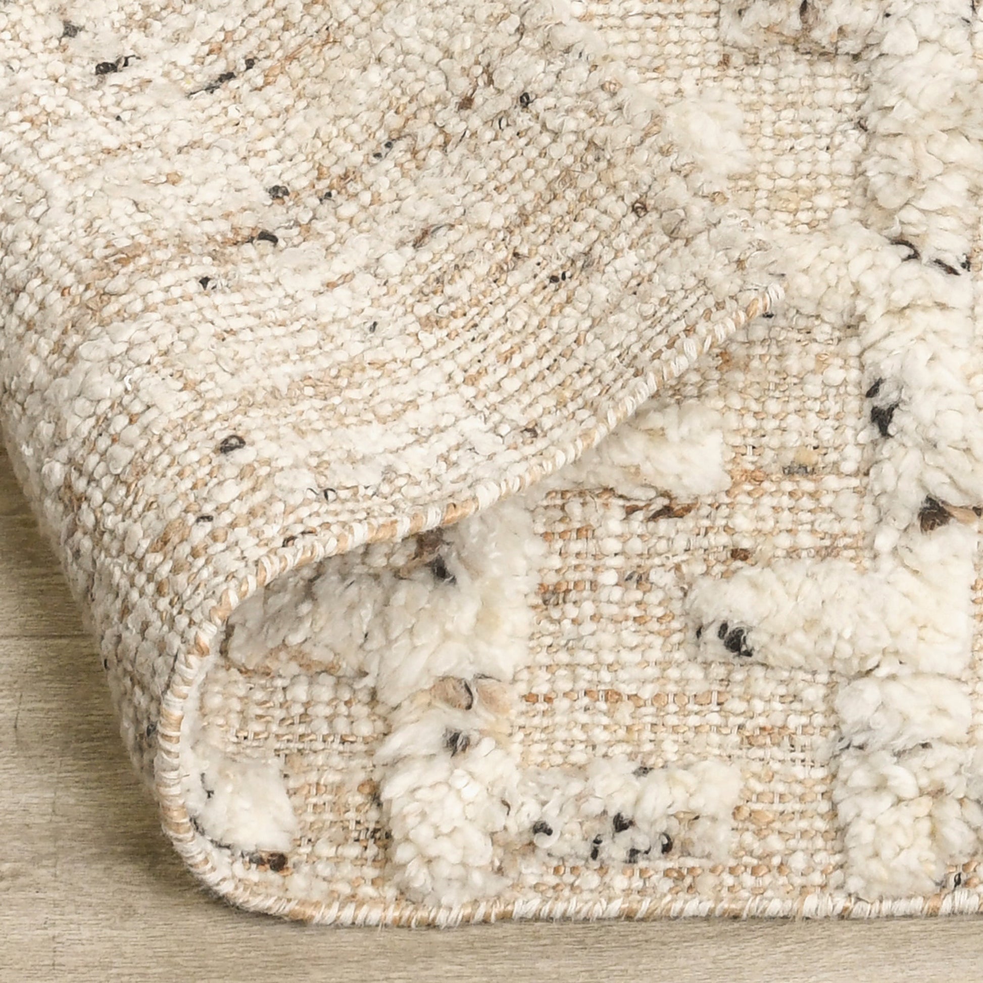 Kapala Ivory/Natural Rug - Ornate Home