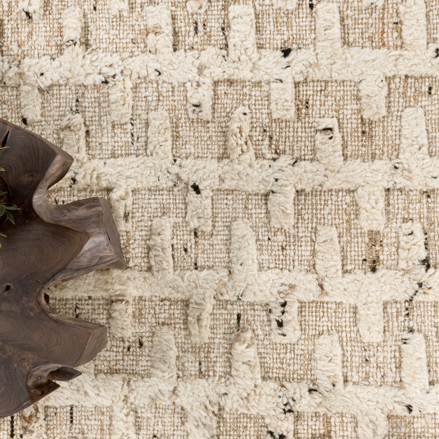 Kapala Ivory/Natural Rug - Ornate Home