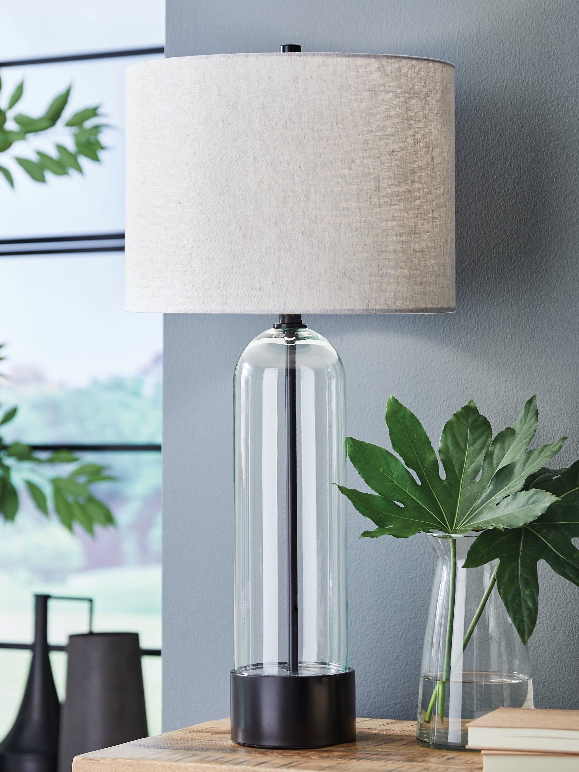 Kerrbrook Clear/Black Glass Table Lamp (1/CN)- Viva Furn