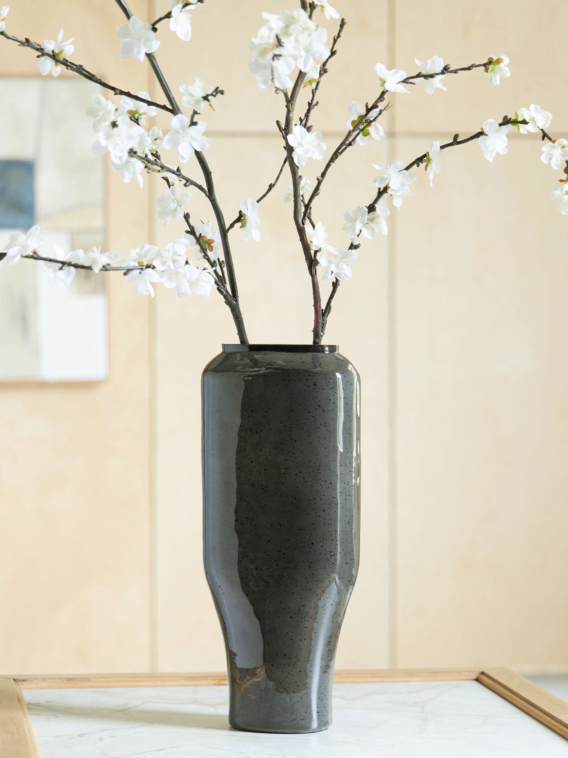 Kierlain Gray/Black Vase (15.38''H)- Viva Furn