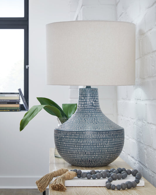 Schylarmont Gray/White Table Lamp