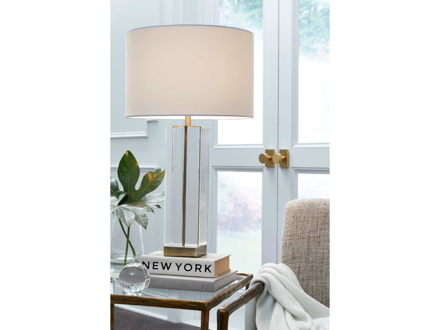 Teelsen Clear & Gold Finish Table Lamp