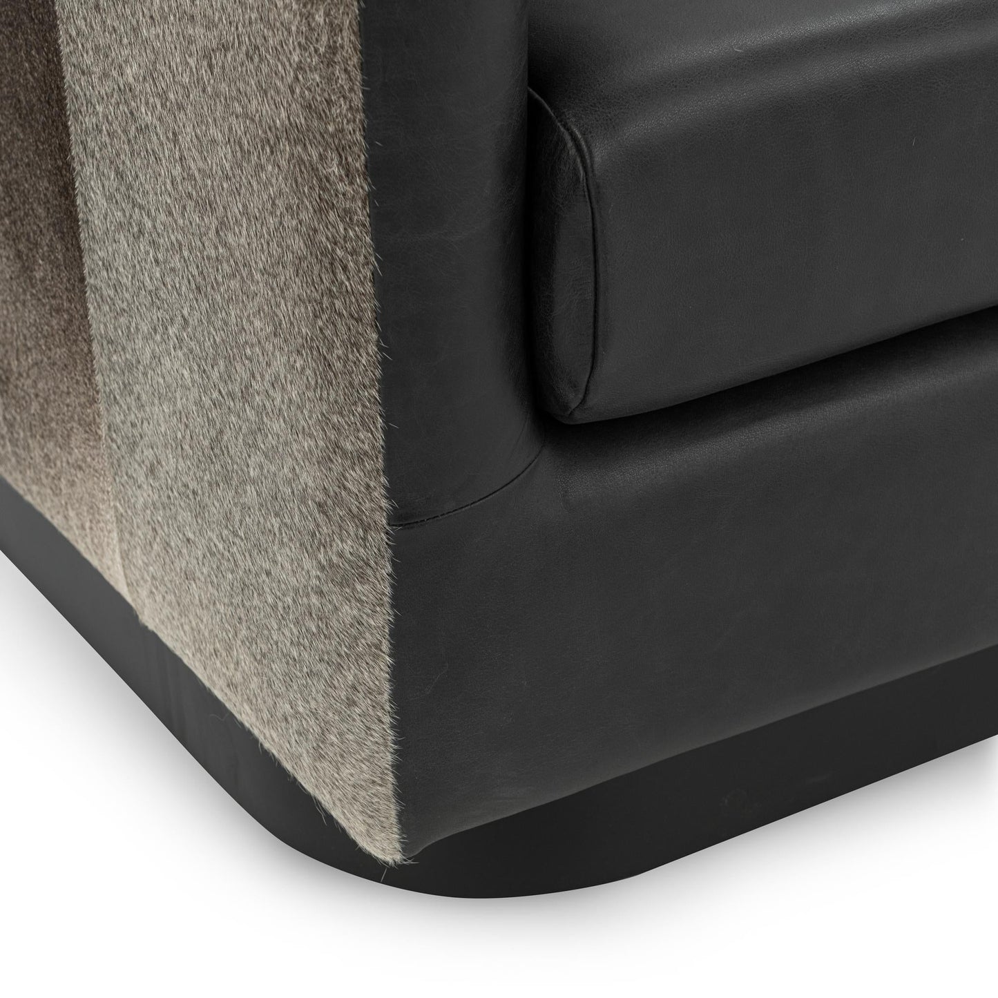 Lathe Onyx Black Accent Chair - Ornate Home