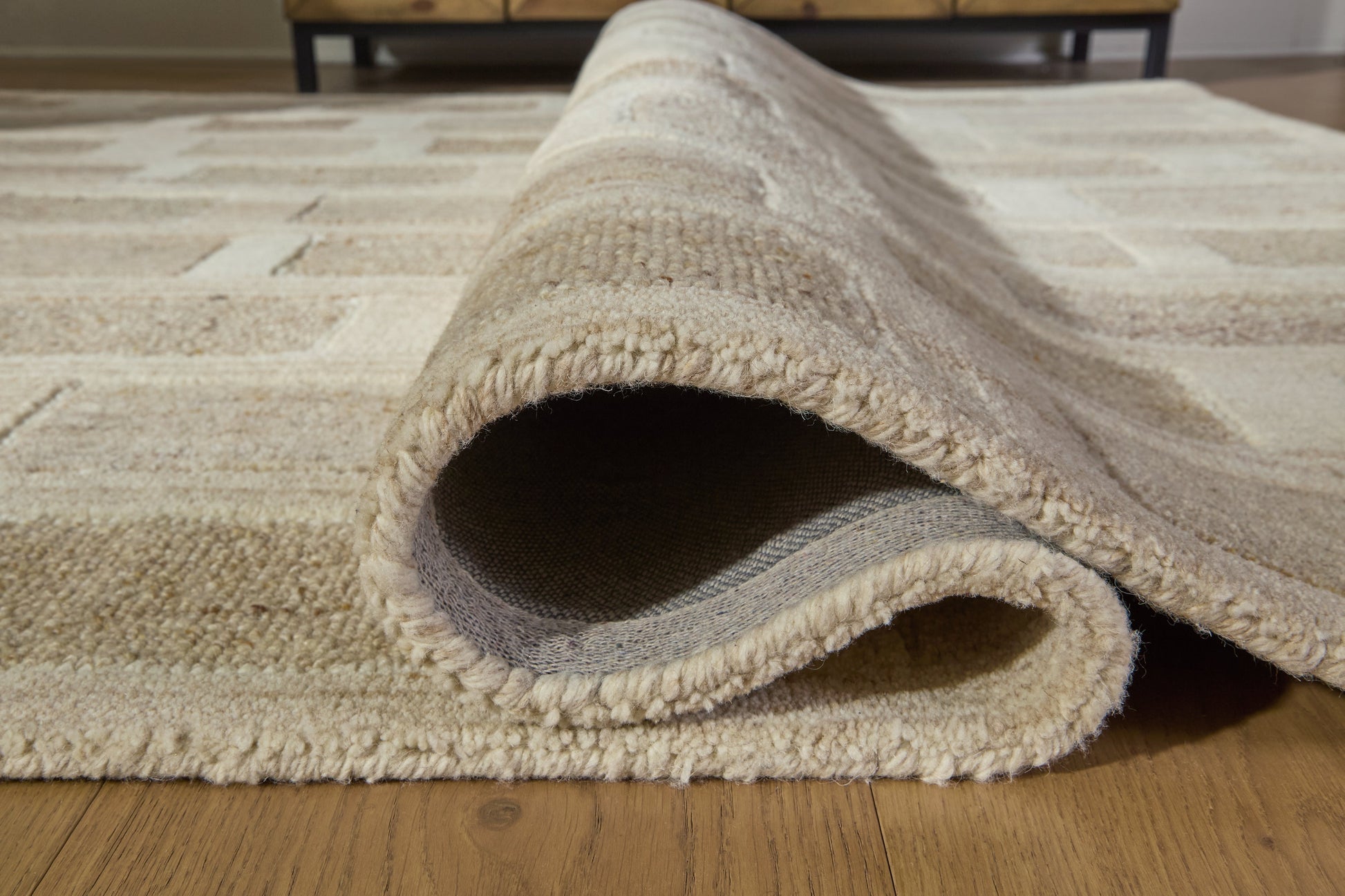 Lisgrove Tan/Brown/White Large Rug- Viva Furn