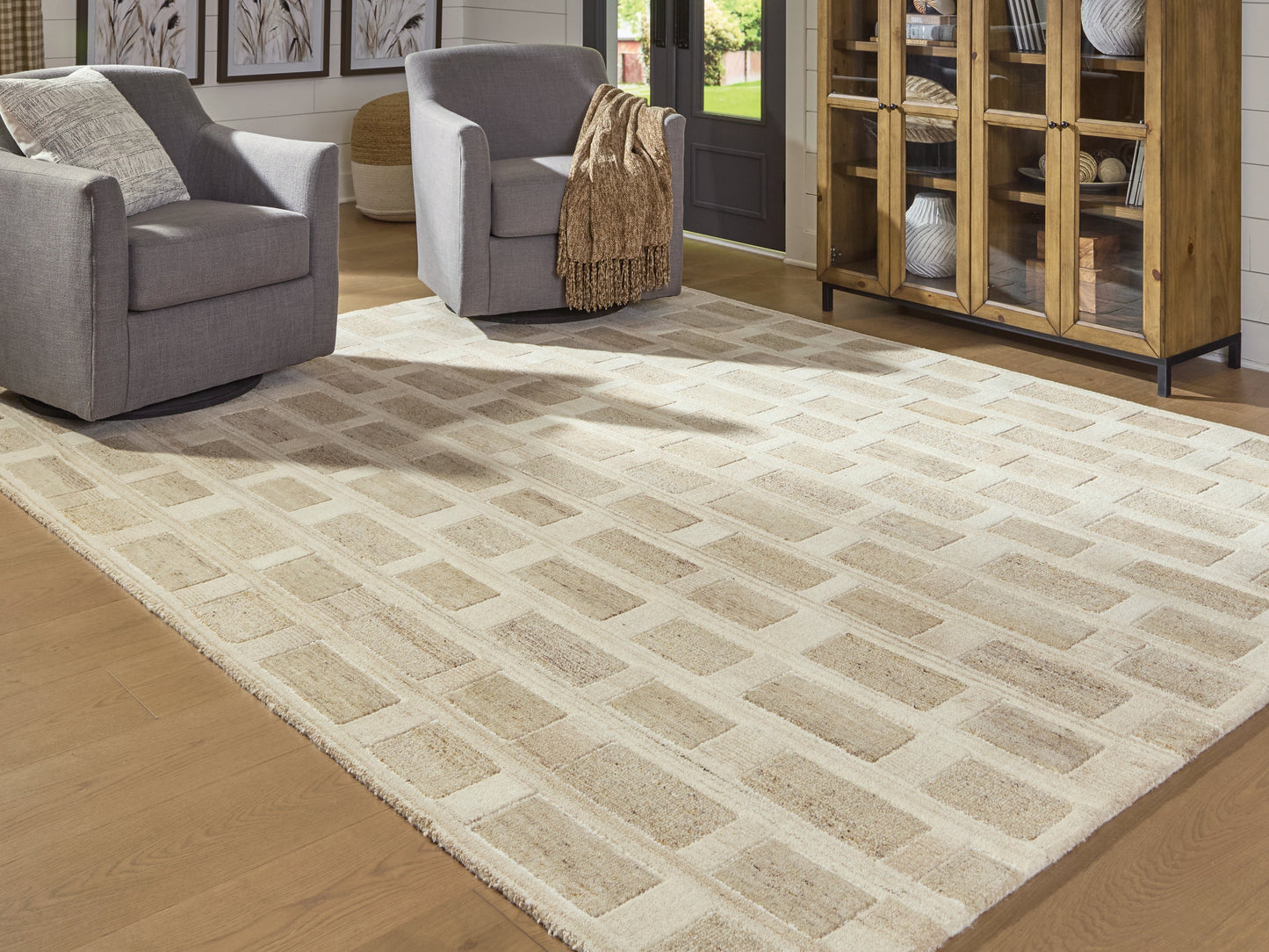 Lisgrove Tan/Brown/White Large Rug- Viva Furn