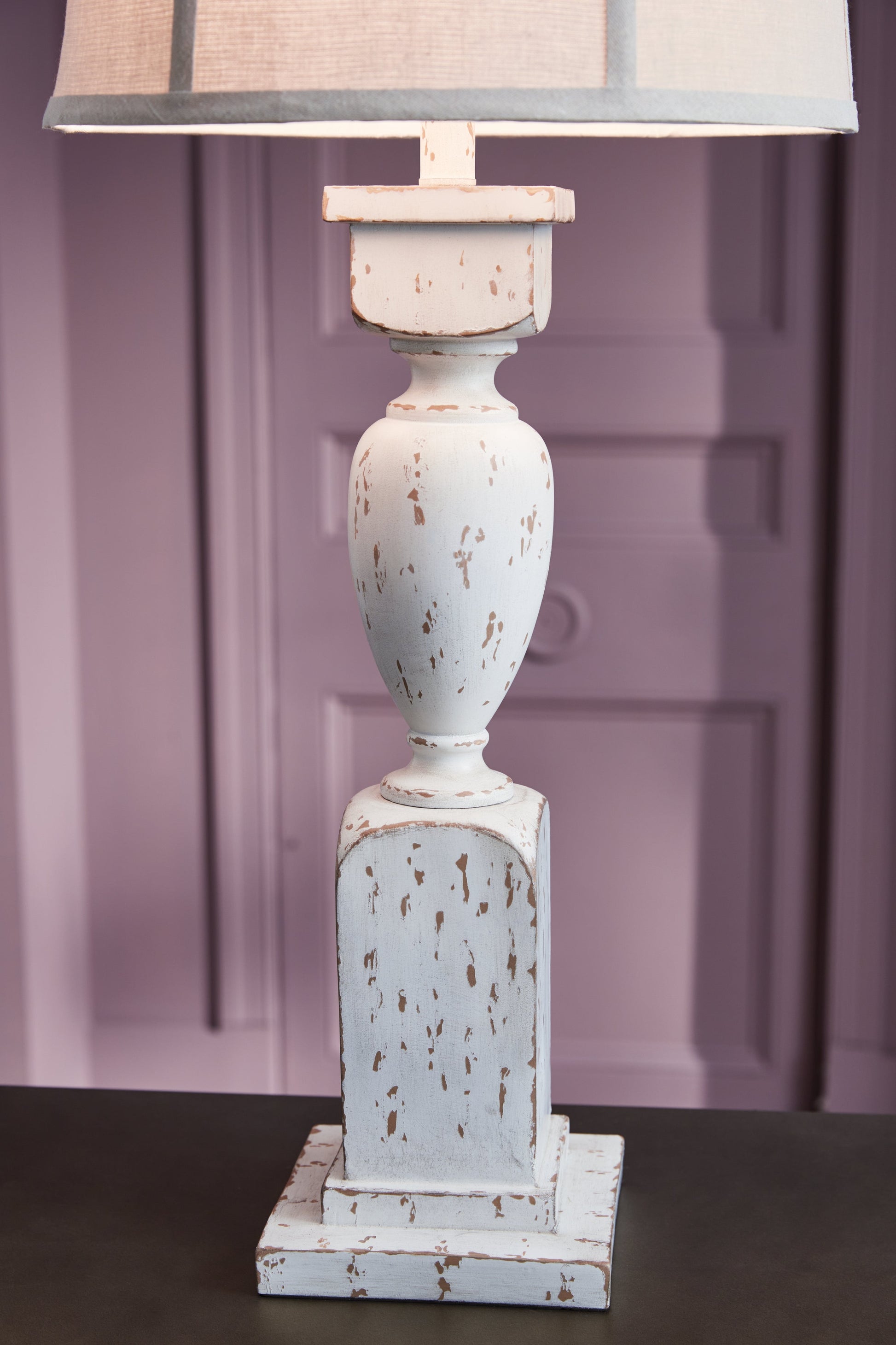 Madsbrook Antique White Poly Table Lamp- Viva Furn