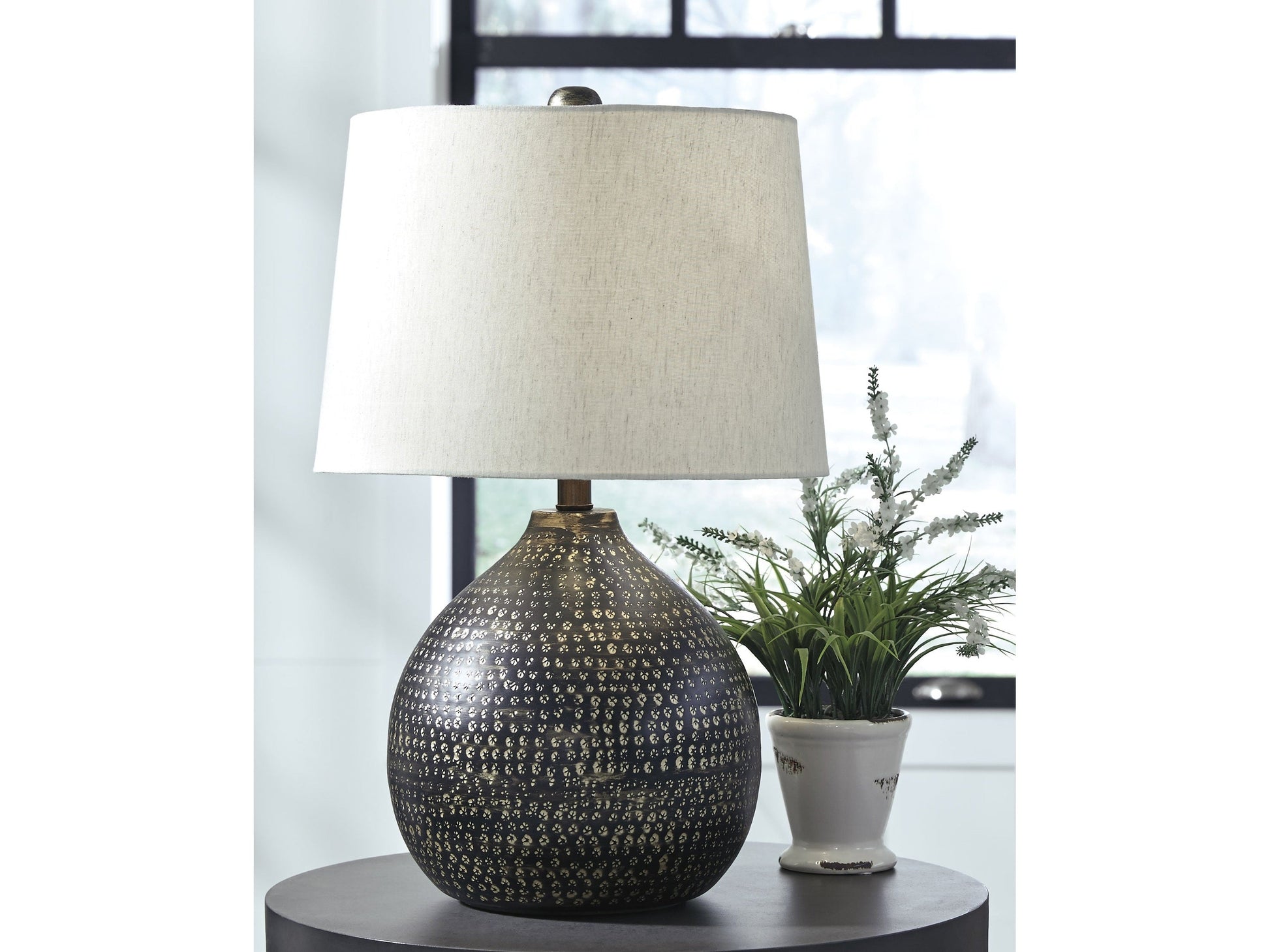 Maire Black/Gold Table Lamp (Set of 2)- Viva Furn