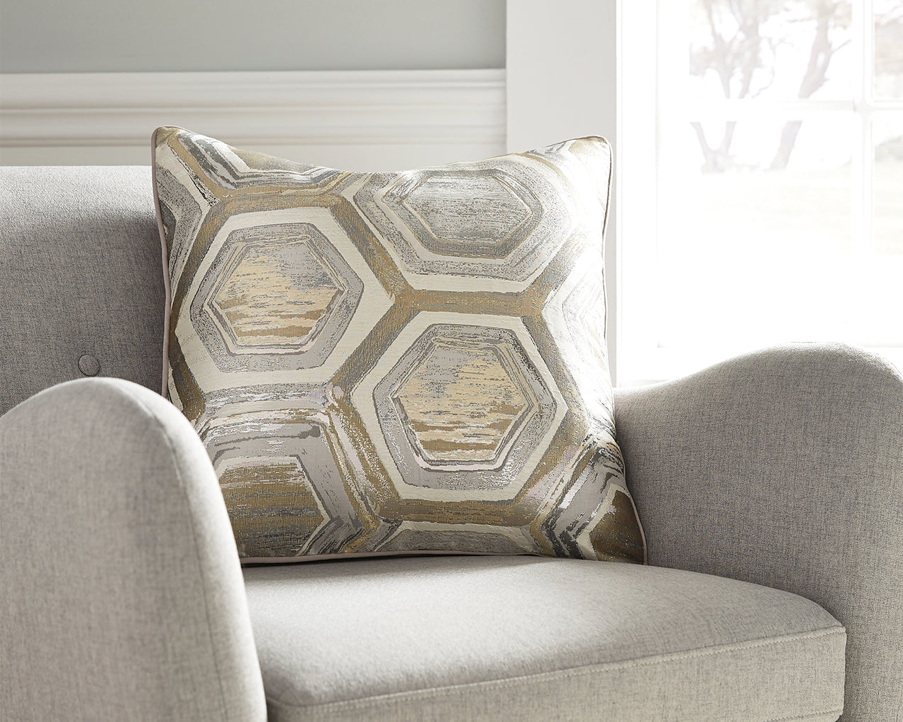 Meiling Metallic Pillow- Viva Furn