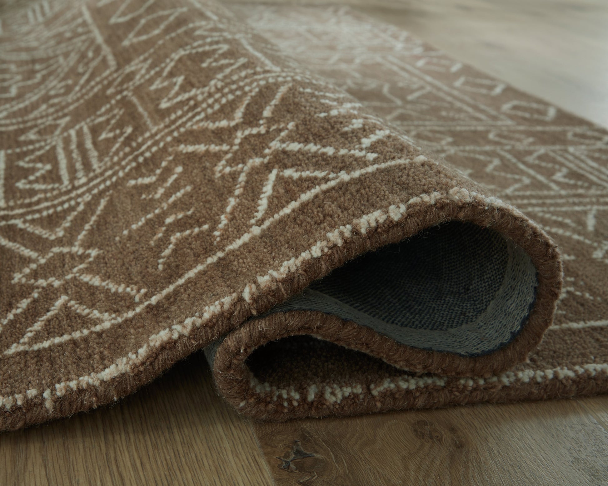 Merrittman Brown/Ivory Large Rug- Viva Furn