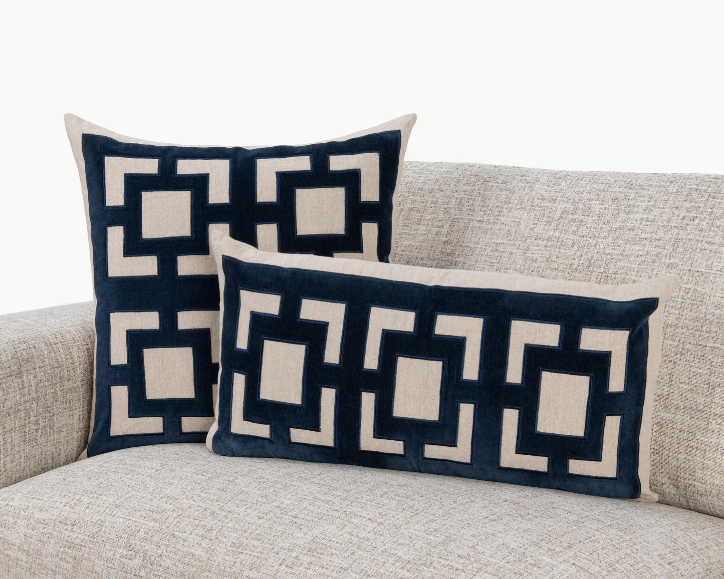 NV Corbin Navy Blue 22x22 Throw Pillow (Set of 2) - Ornate Home