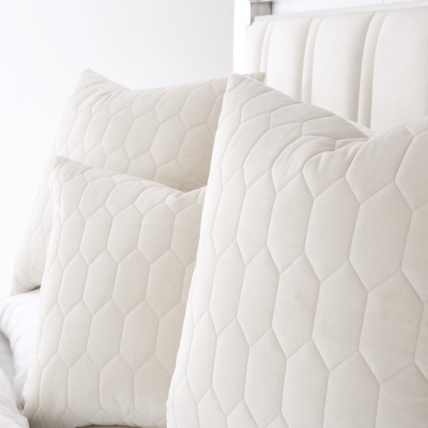 Niagara Sand Quilt Set - Ornate Home