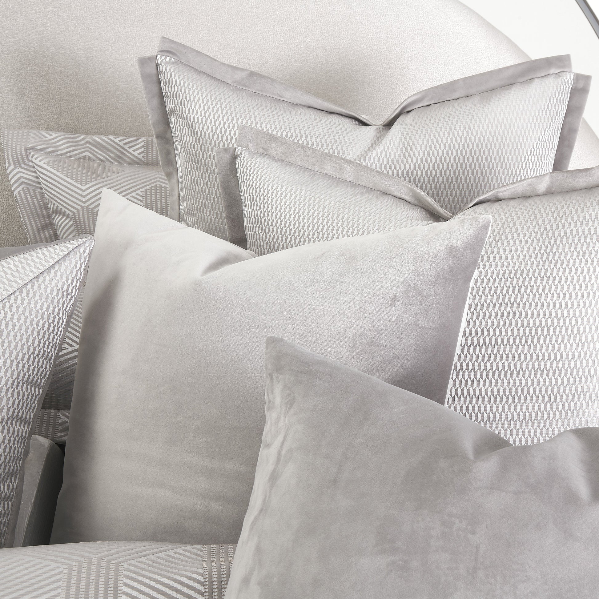 Nouveau Dove Duvet Set - Ornate Home