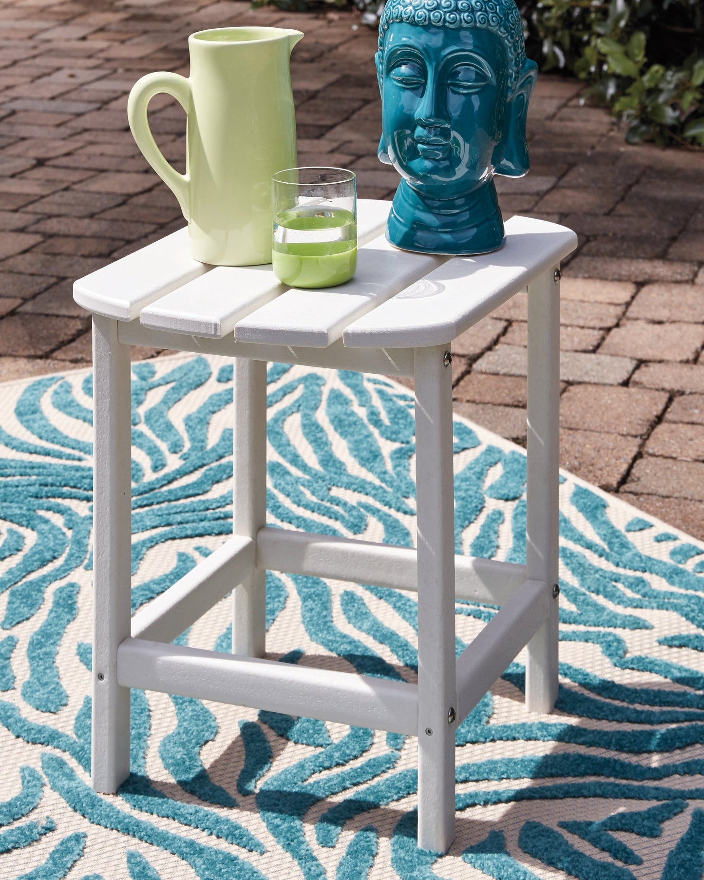 Sundown Treasure White Adirondack Chair with End Table