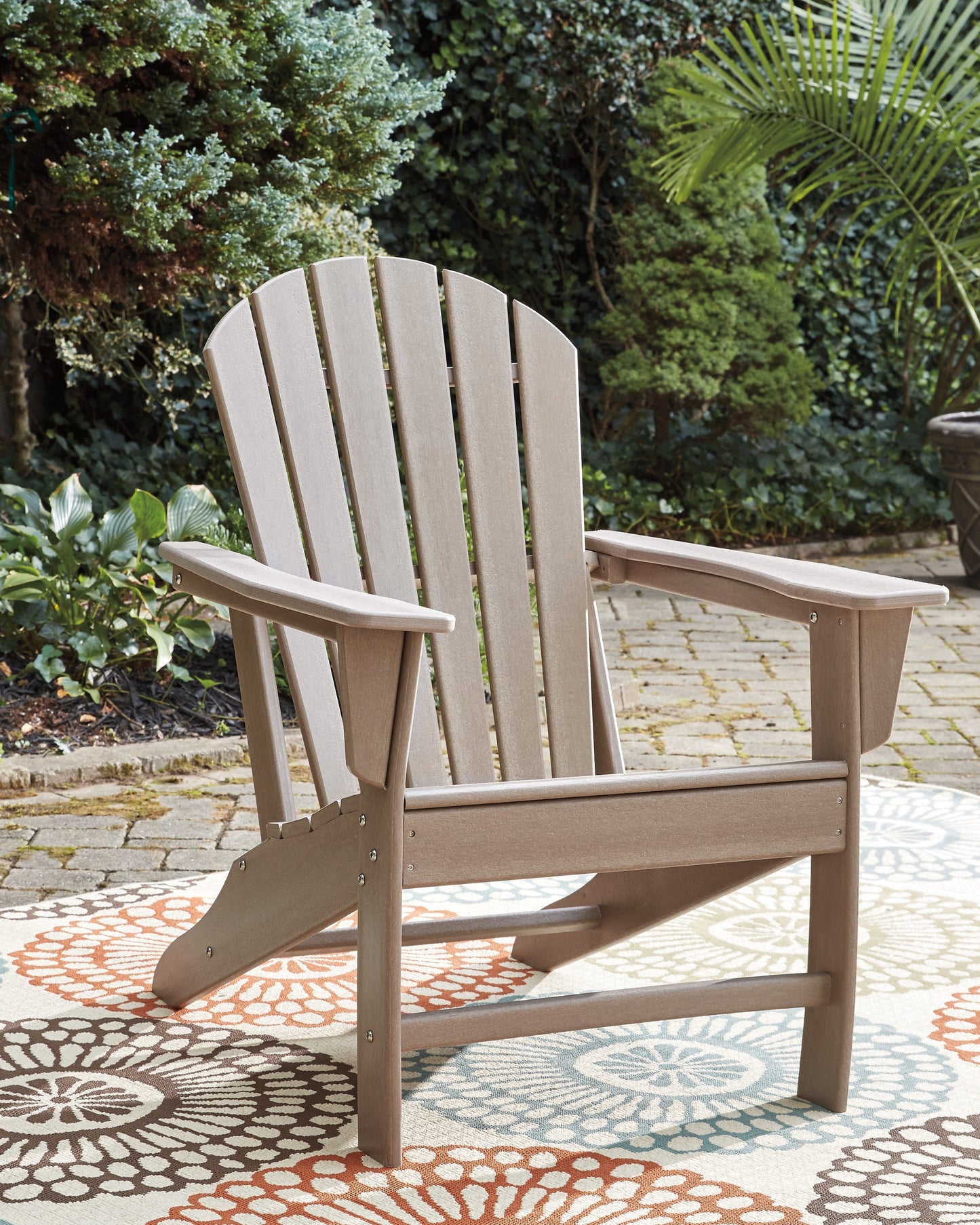 Sundown Treasure Driftwood Adirondack Chair with End Table