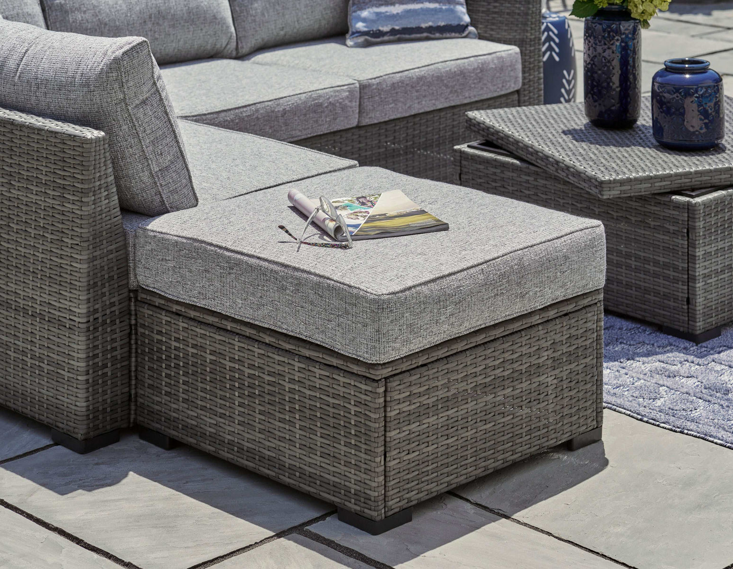 Petal Road Gray Outdoor Sectional Seating Group (Set of 4)