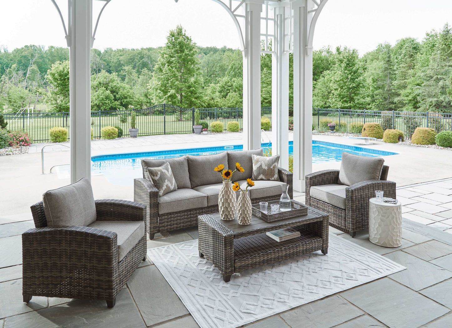 Oasis Court Gray Outdoor Seating Group (Set of 4)