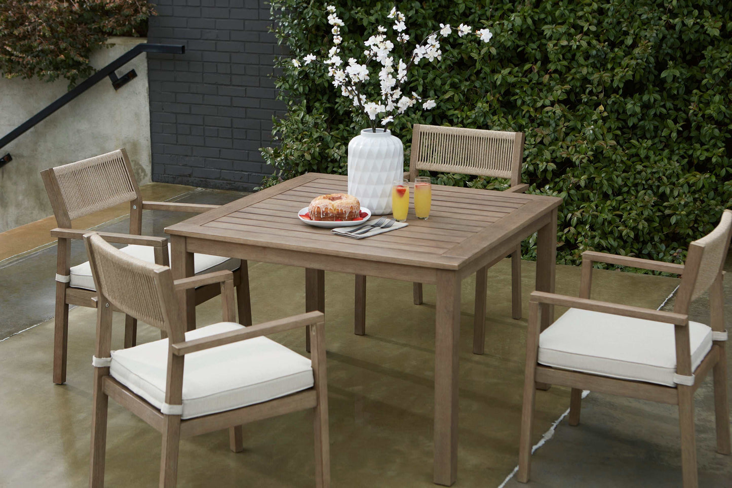 Aria Plains Brown Outdoor Dining Set / 5pc