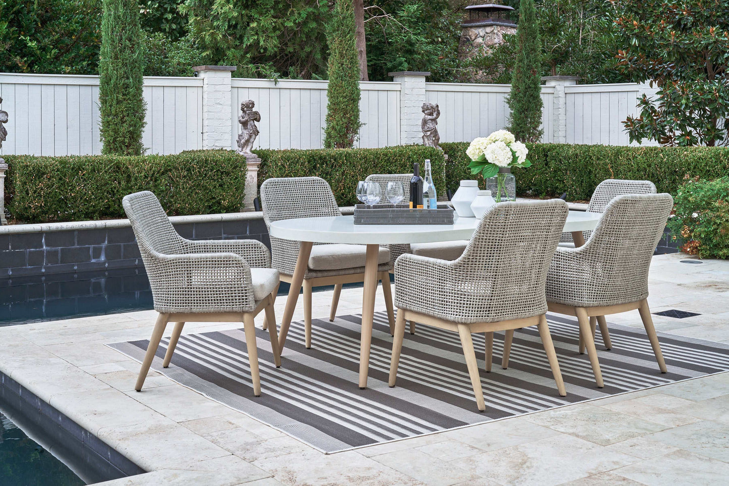 Seton Creek Gray Outdoor Oval Dining Table