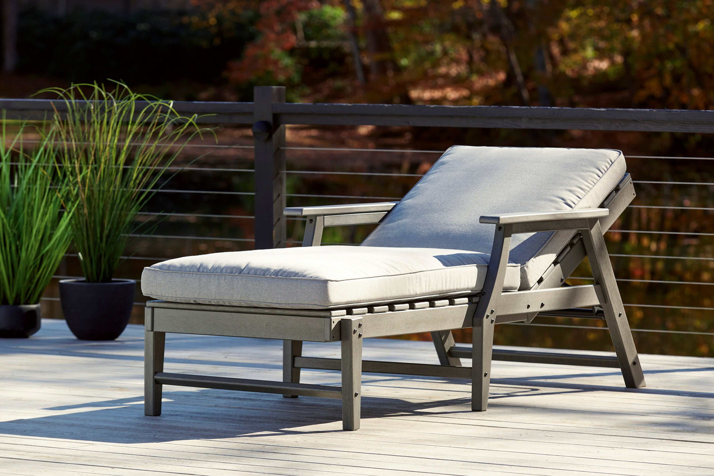 Visola Gray Outdoor Chaise Lounge w/ Cushion