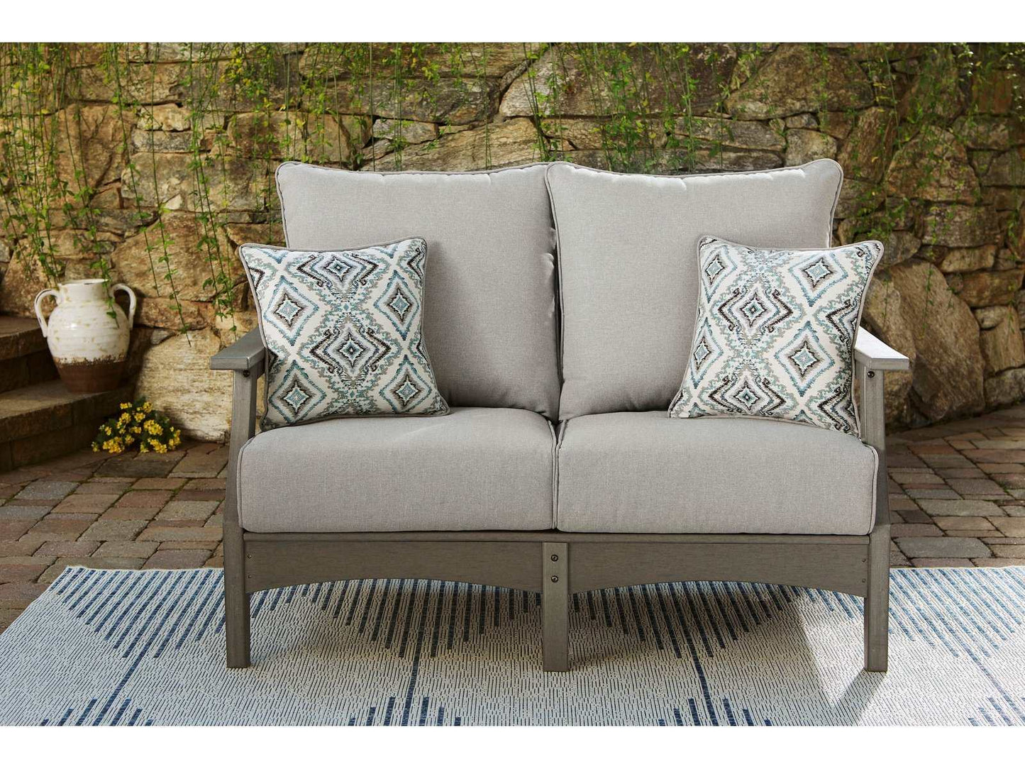 Visola Gray Outdoor Loveseat w/ Cushion