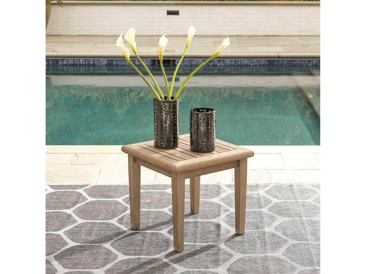 Gerianne Outdoor End Table