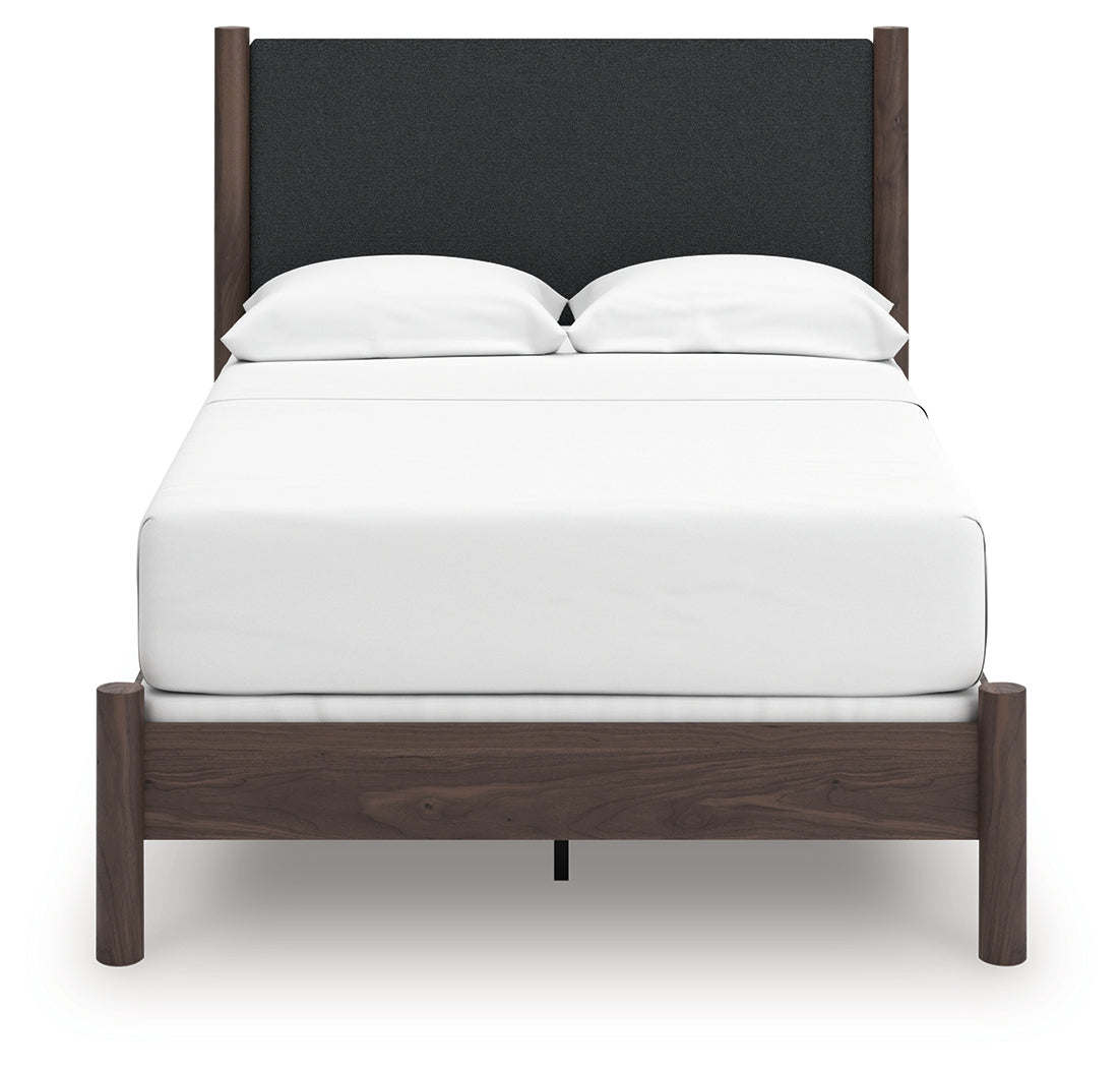 Pamytta Brown Full Upholstered Panel Bed- Viva Furn