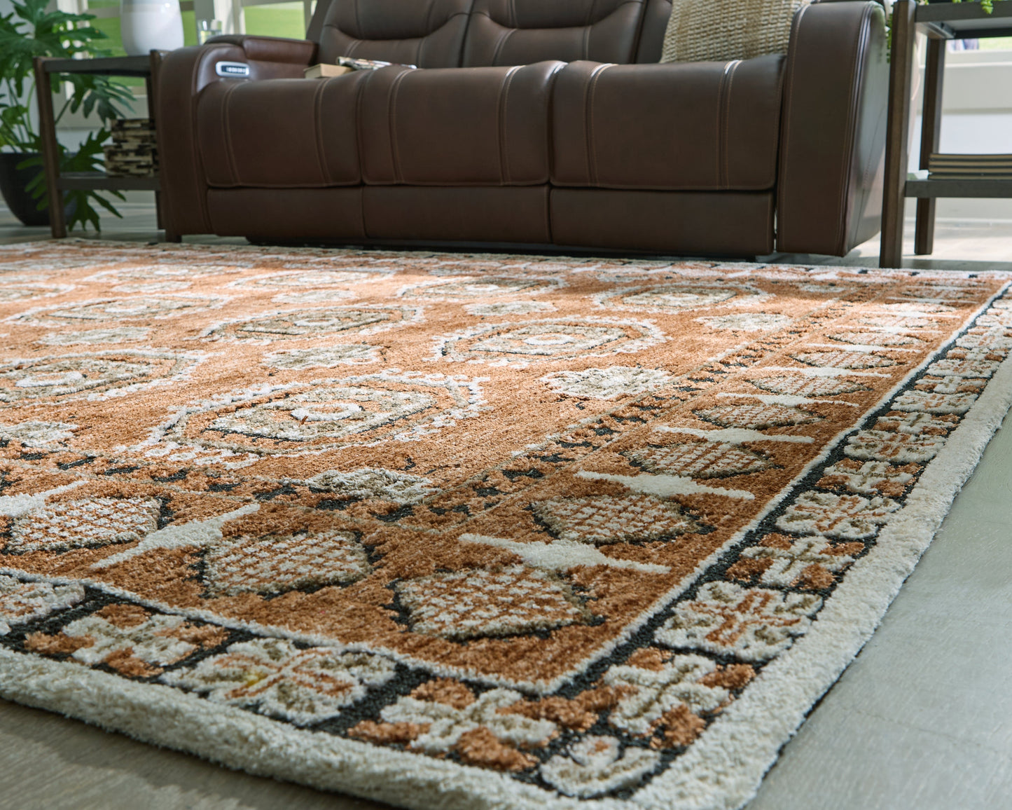 Qaabiz Sienna/Ivory/Black Medium Rug- Viva Furn