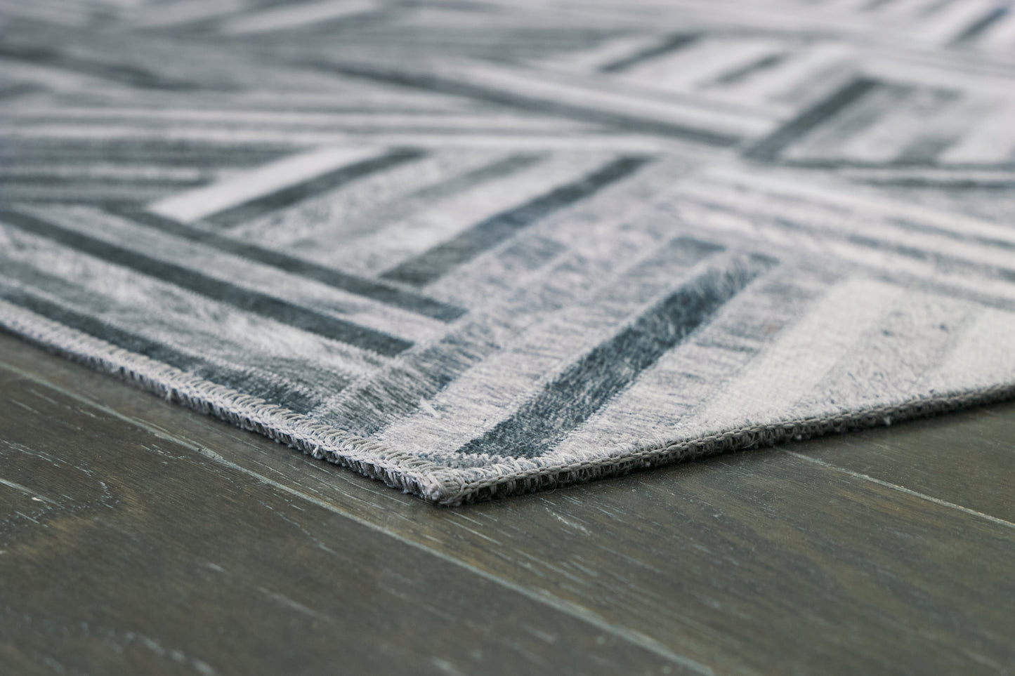 Adalock Gray/Cream 5' x 7' Rug