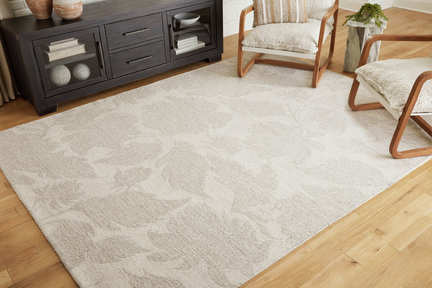 Chadess Linen/Taupe 8' x 10' Rug