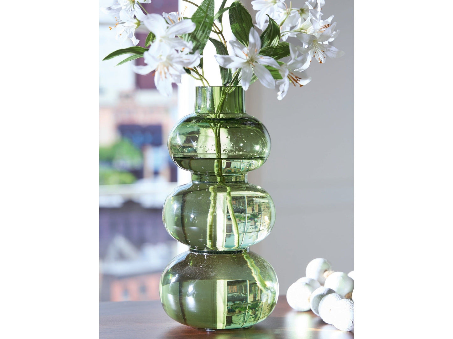 Renethorne Green Vase- Viva Furn