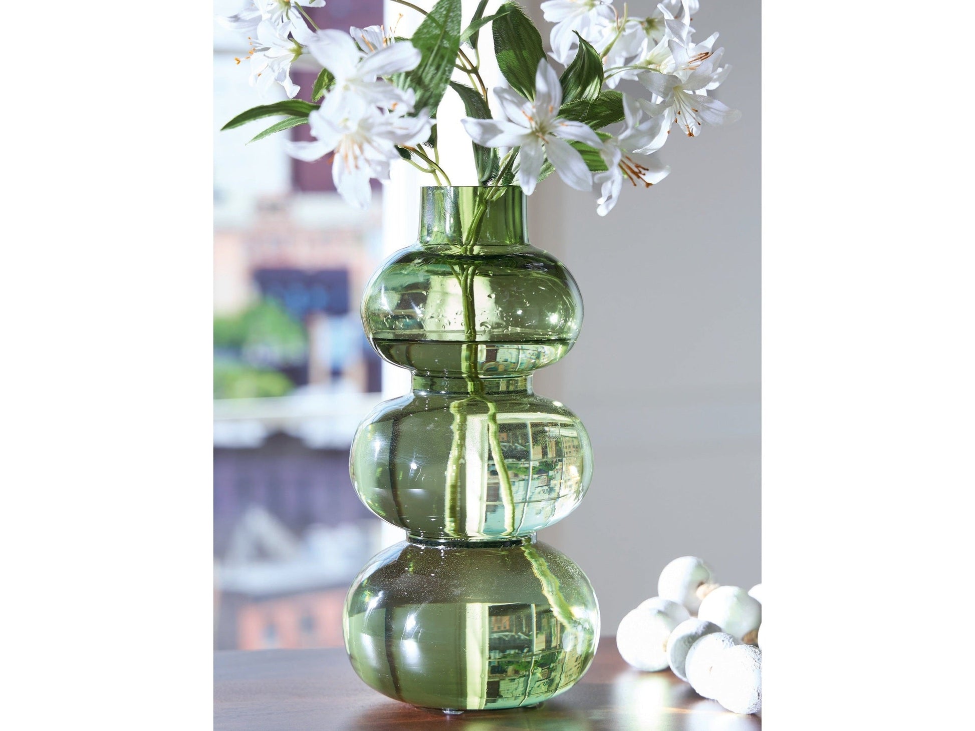 Renethorne Green Vase- Viva Furn