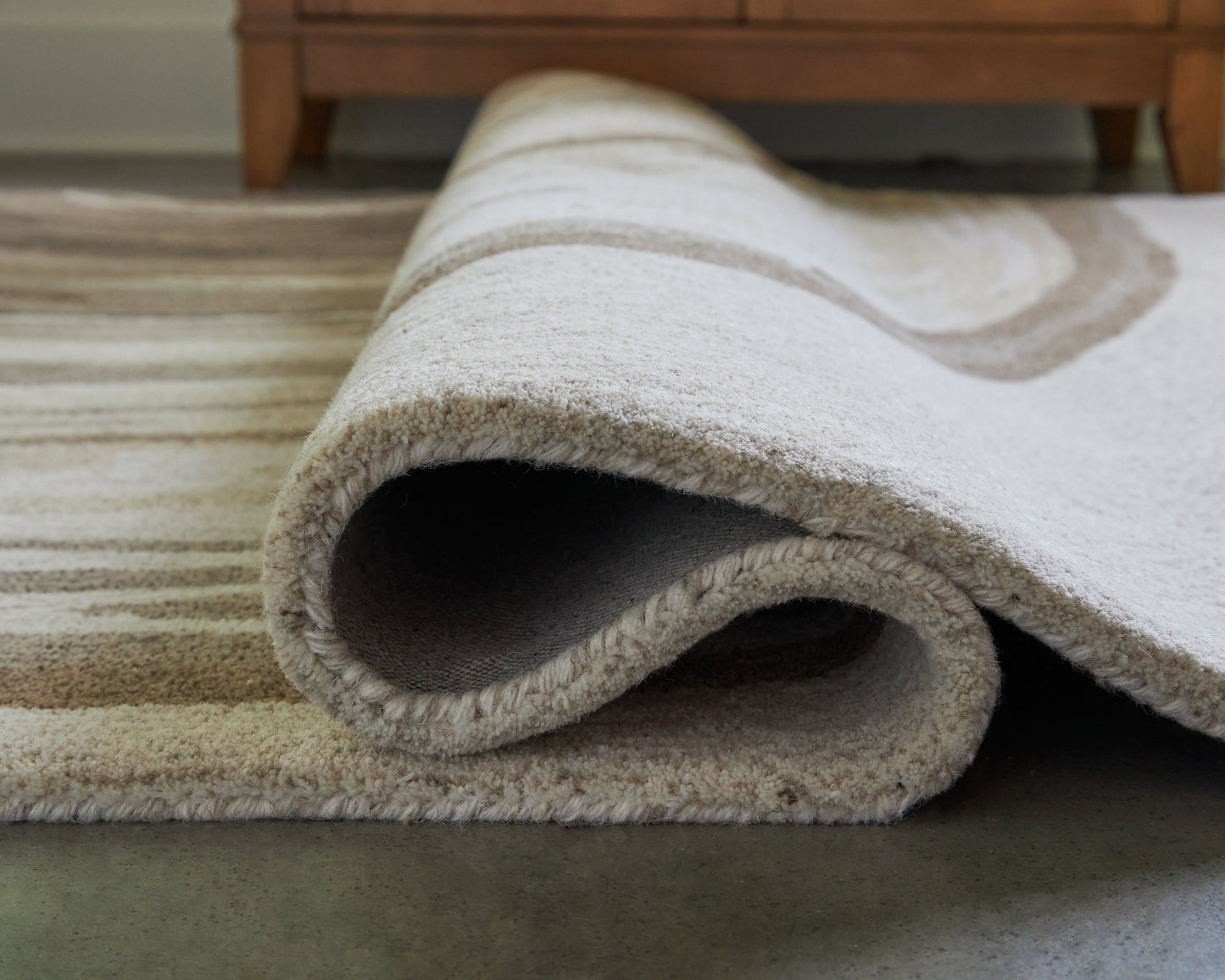 Rizwana Ivory/Brown/Gray Medium Rug- Viva Furn