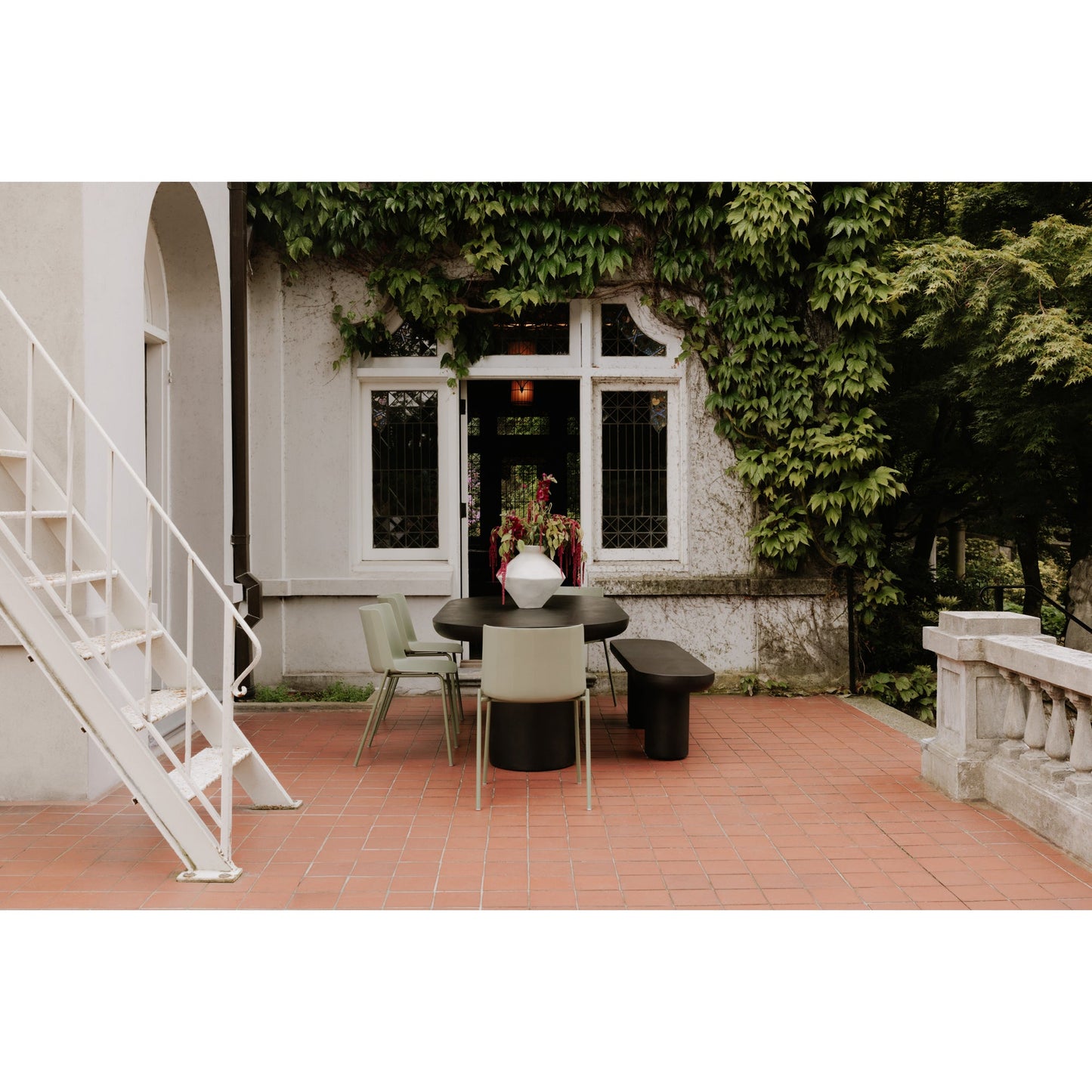 Rocca Black Bench - Ornate Home