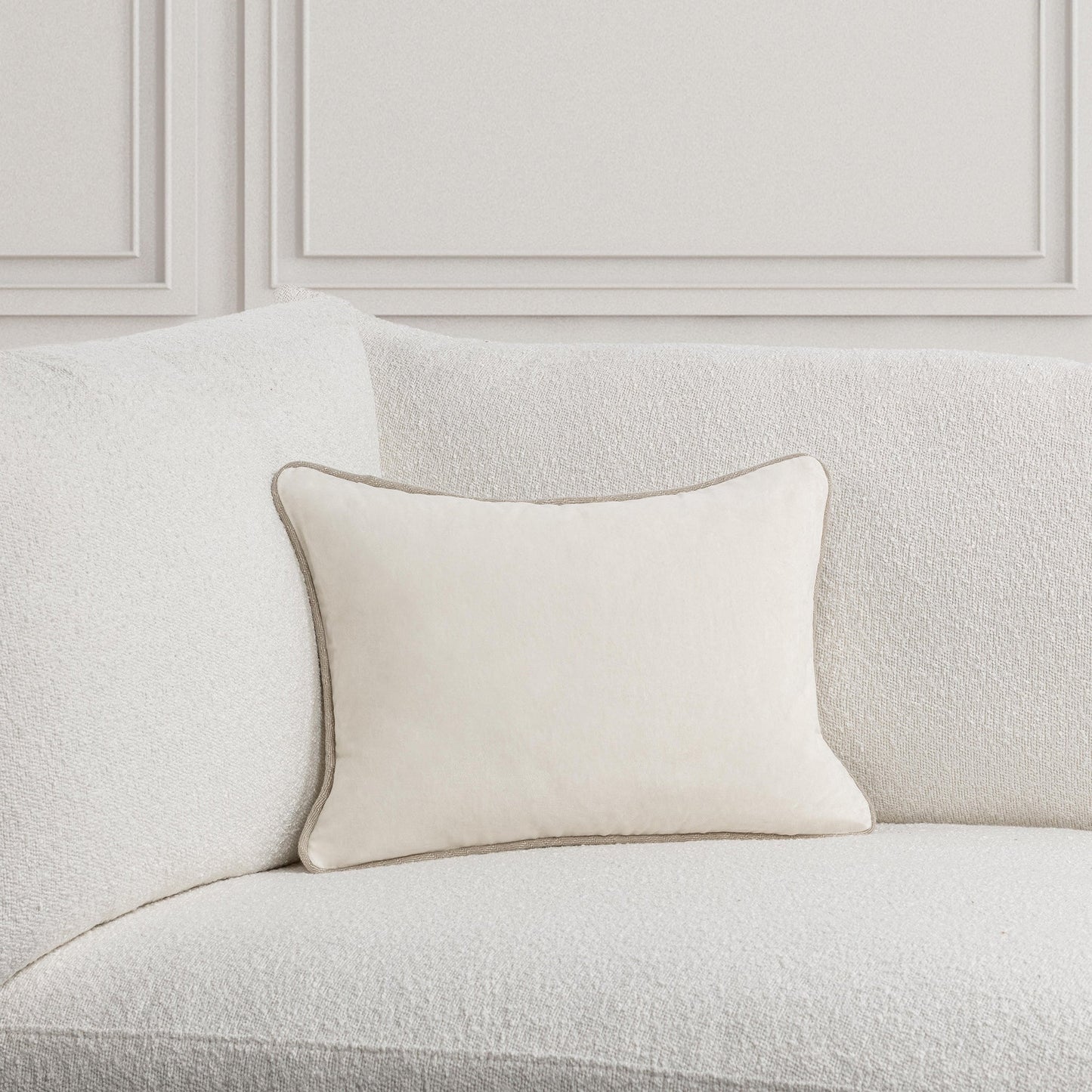 SLD Heirloom Ivory Velvet Multiple Sizes Throw Pillow (Set of 2) - Ornate Home