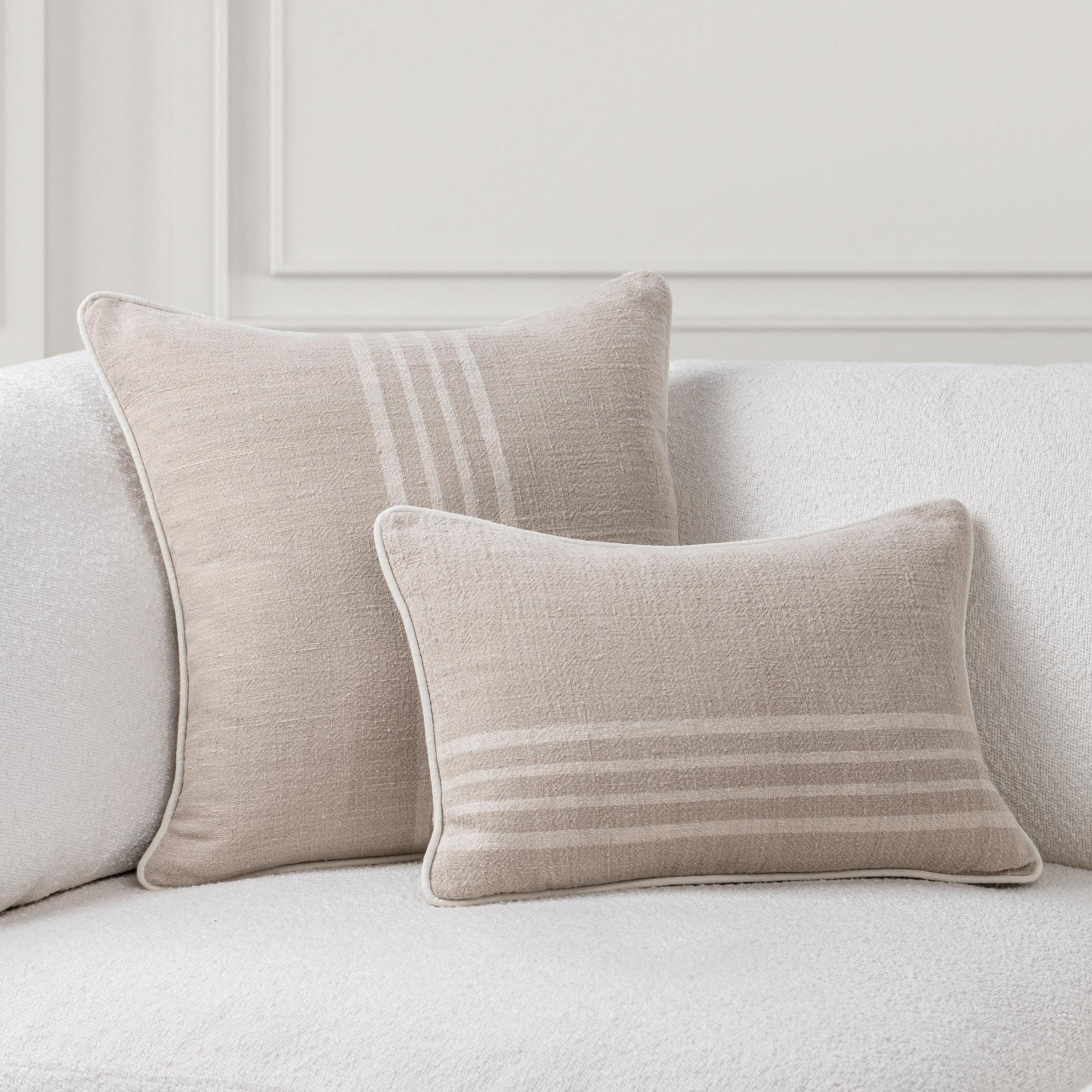 SR Newport Ivory Throw Pillow (Set of 2) - Ornate Home