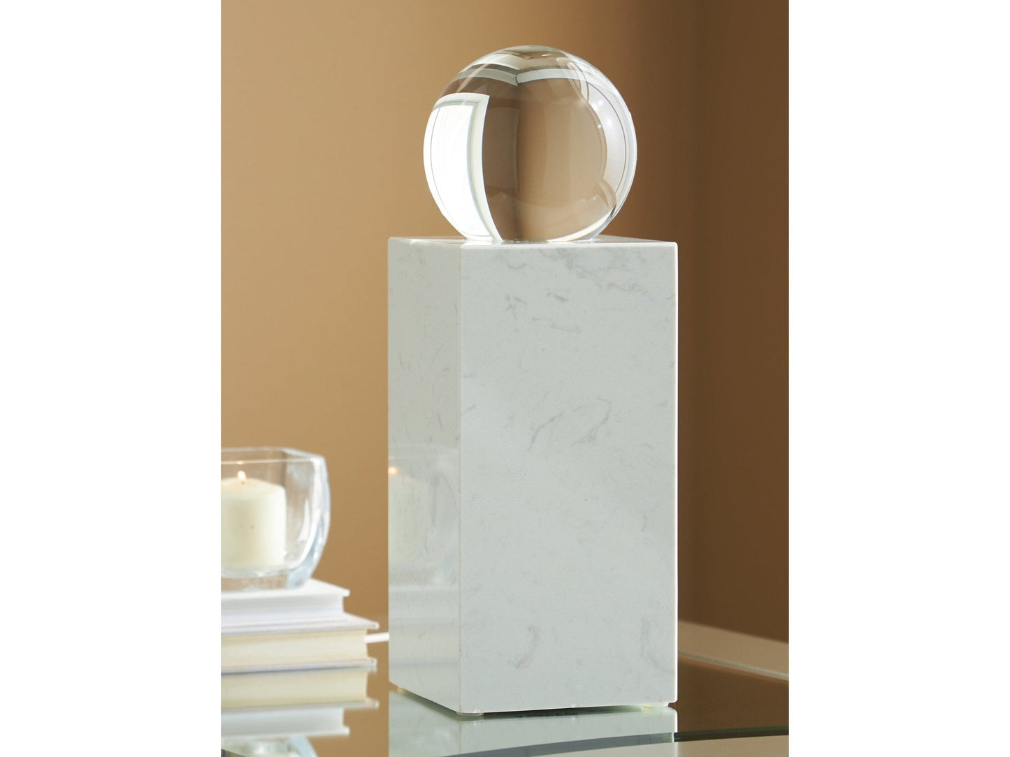 Sellner Clear/White Sculpture- Viva Furn