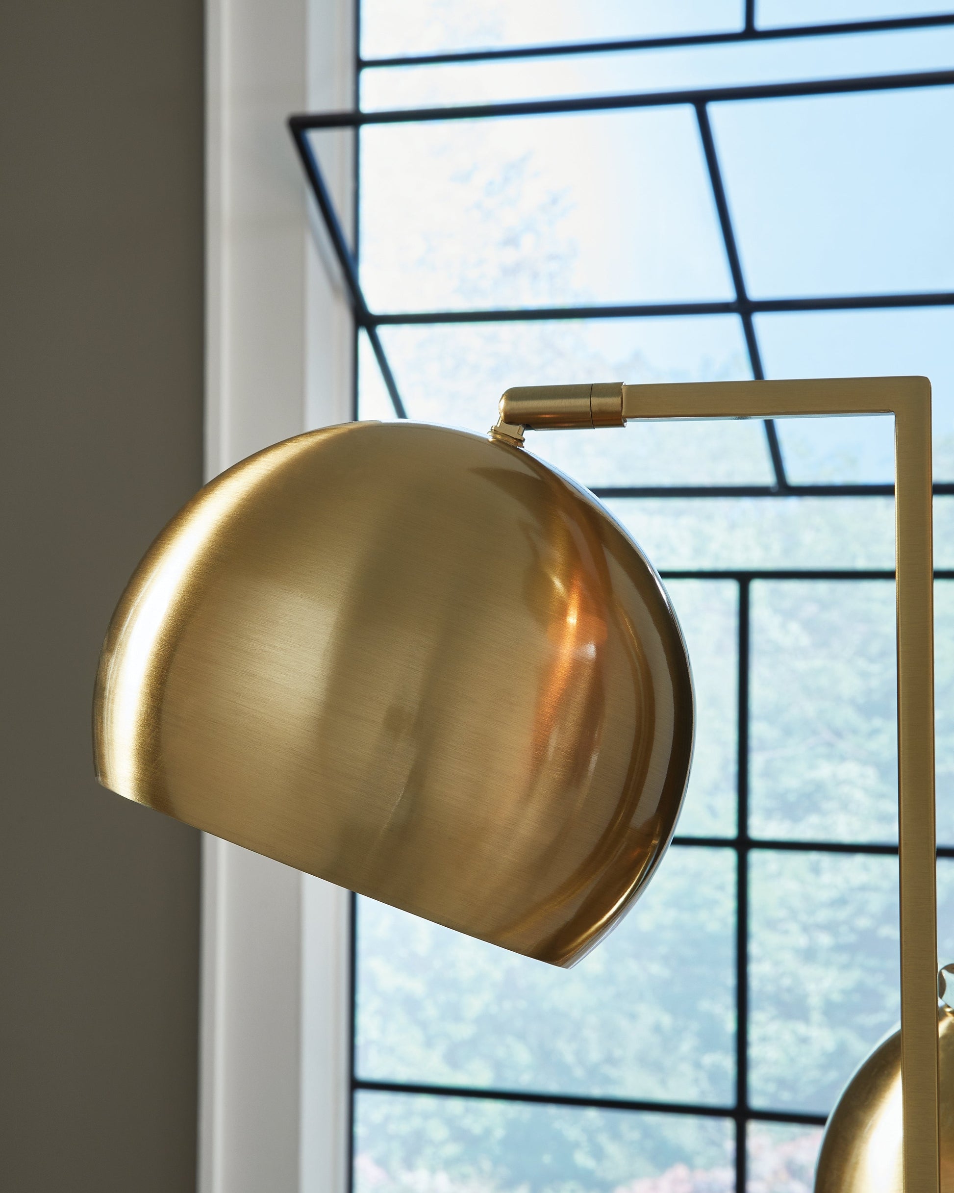 Sorcha Gold/Black Floor Lamp- Viva Furn