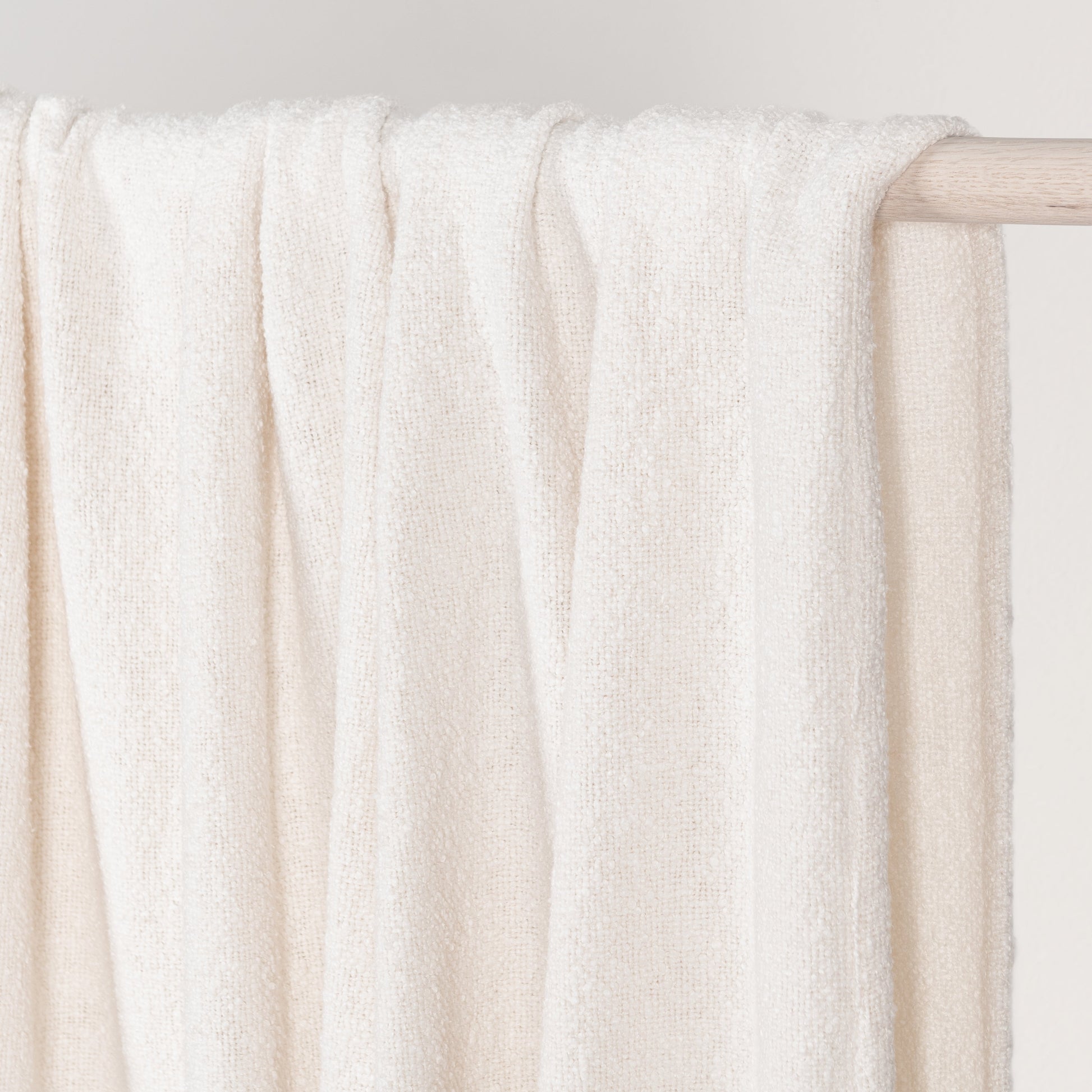 TC Aria Ivory Boucle Throw 50x70 - Ornate Home