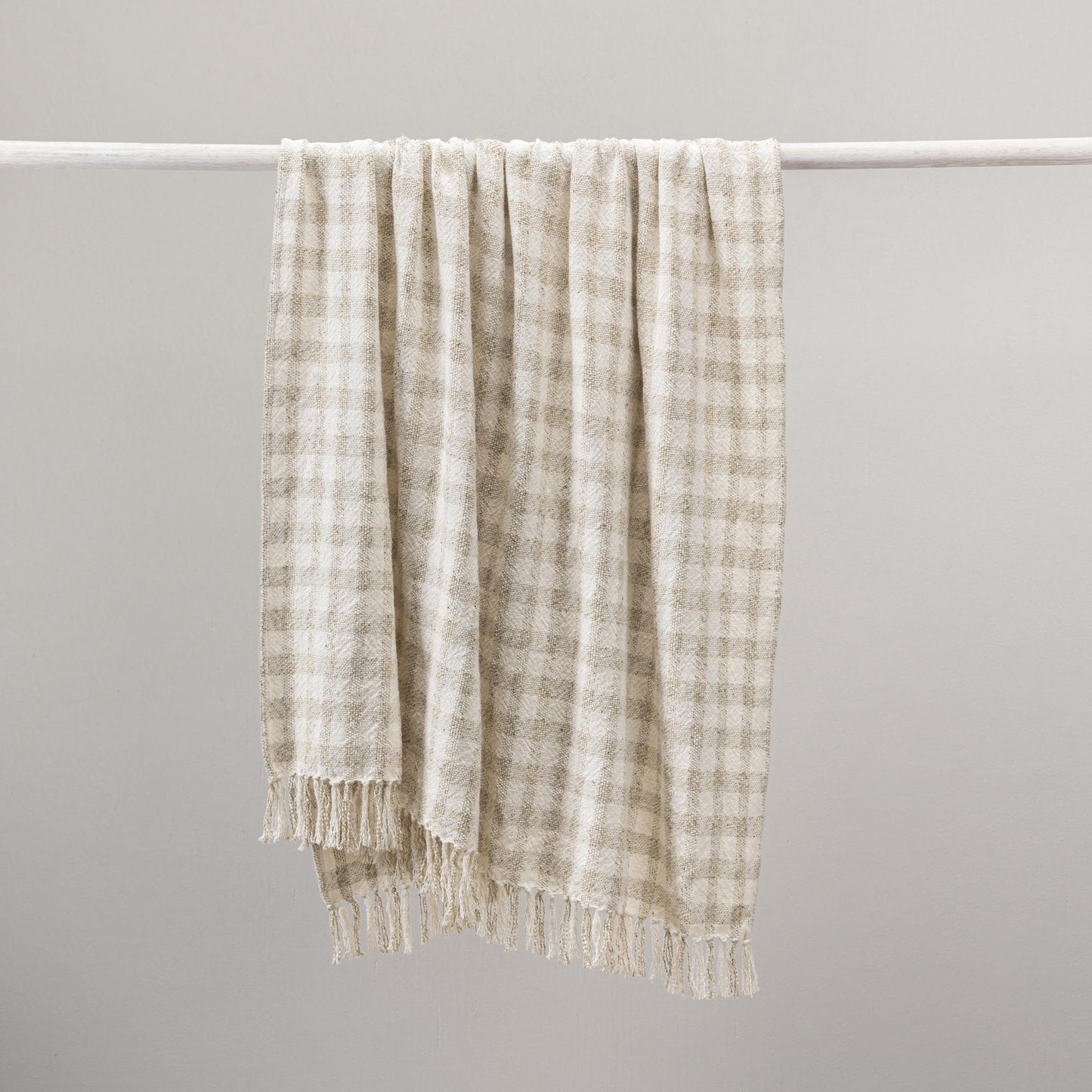 TC Sari Natural/Ivory Throw 50x70 - Ornate Home