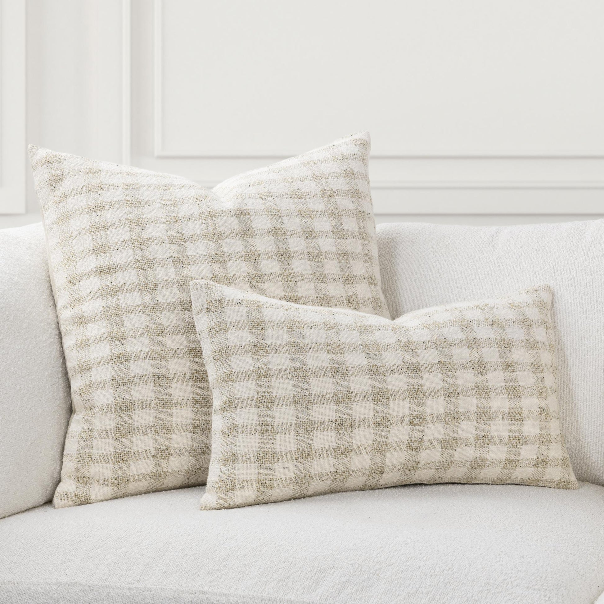 TW Sari Beige Natural/Ivory 26x26 Throw Pillow (Set of 2) - Ornate Home