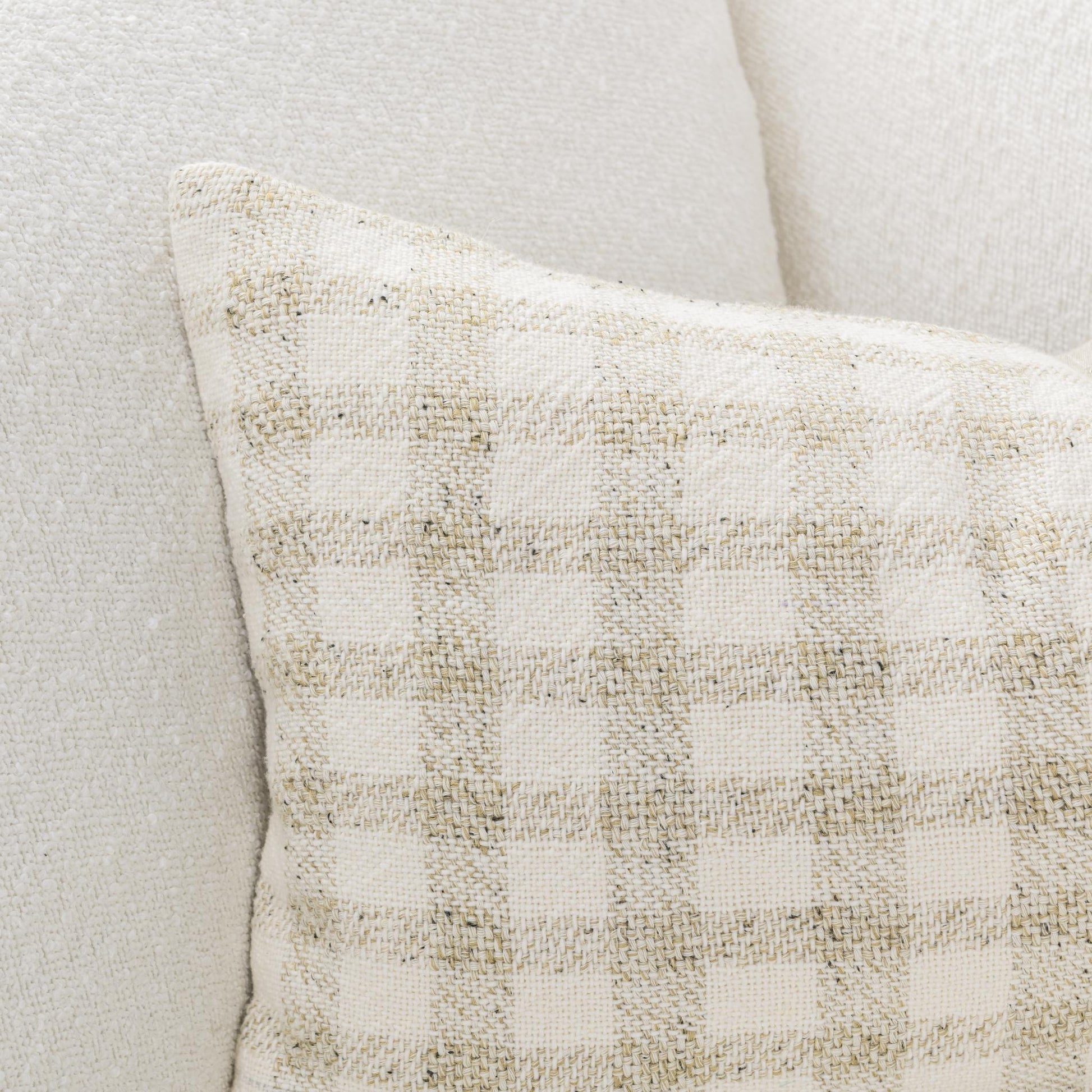 TW Sari Natural/Ivory 14x26 Throw Pillow (Set of 2) - Ornate Home